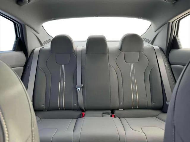 new 2025 Hyundai Elantra car, priced at $23,202