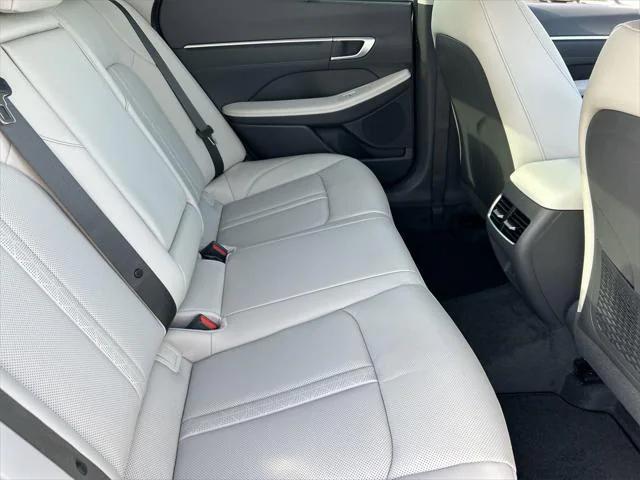 new 2025 Hyundai Sonata Hybrid car, priced at $37,603