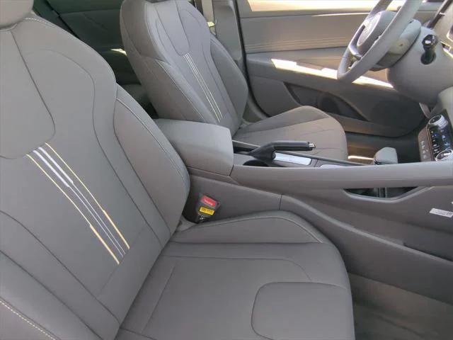 new 2025 Hyundai Elantra car, priced at $23,089