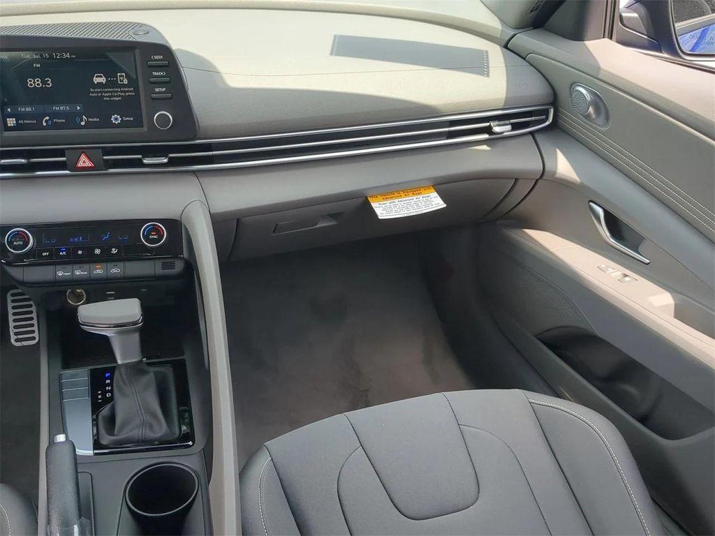 new 2025 Hyundai Elantra car, priced at $21,430