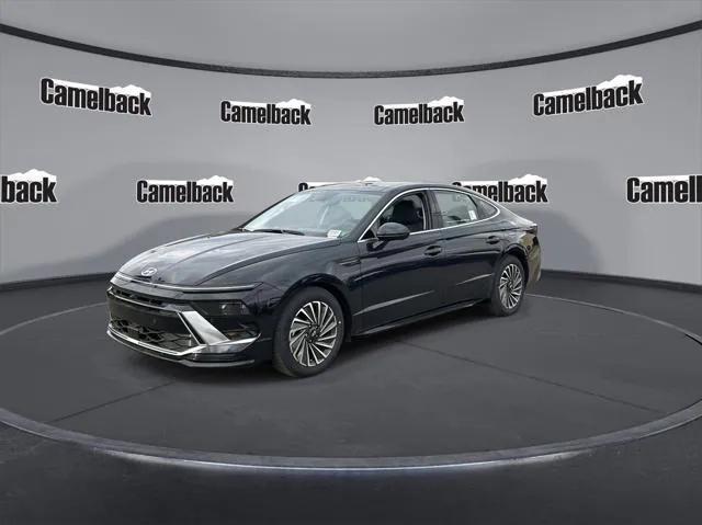 new 2025 Hyundai Sonata Hybrid car, priced at $37,929