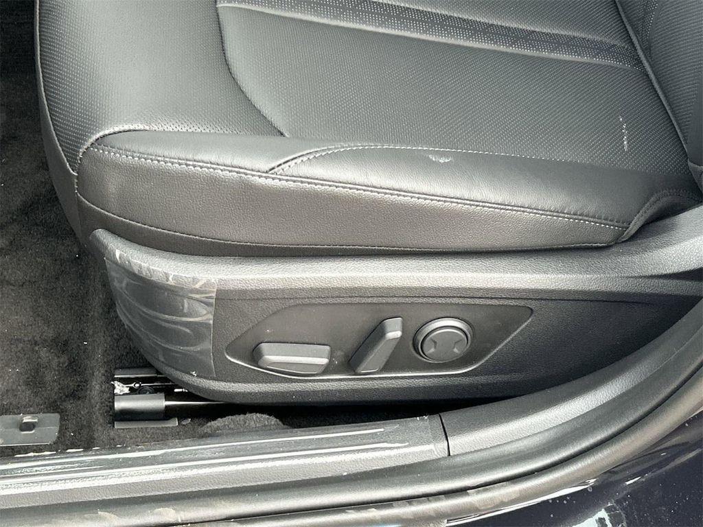 new 2025 Hyundai Sonata Hybrid car, priced at $36,679