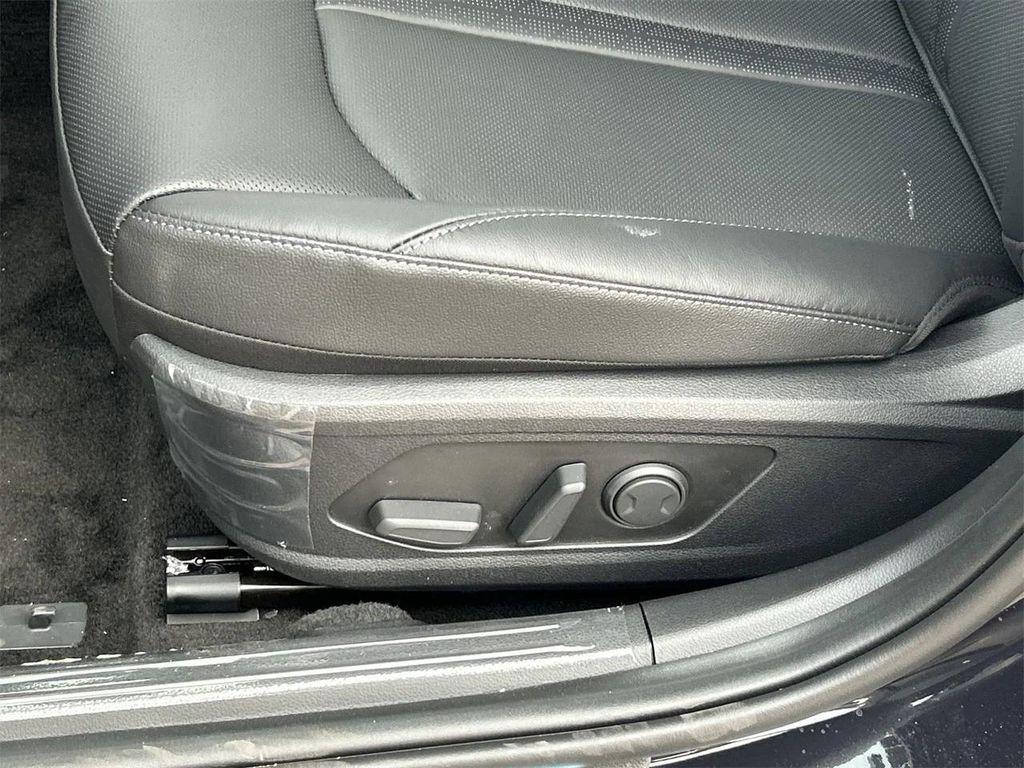 new 2025 Hyundai Sonata Hybrid car, priced at $34,679