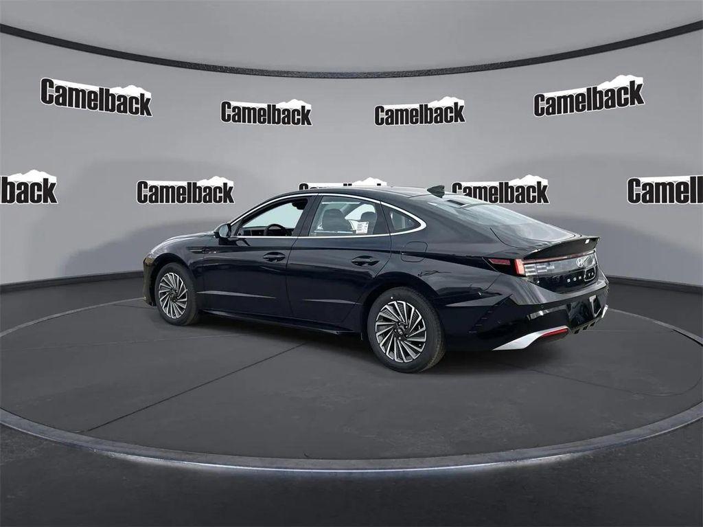 new 2025 Hyundai Sonata Hybrid car, priced at $36,679