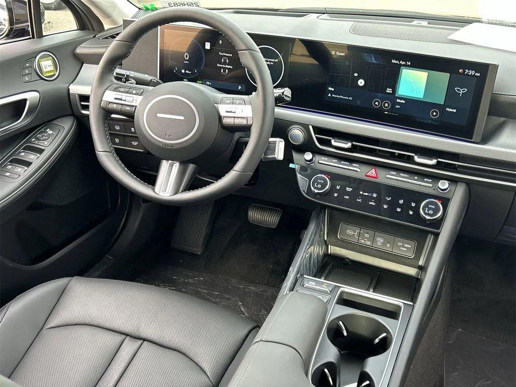 new 2025 Hyundai Sonata Hybrid car, priced at $34,679