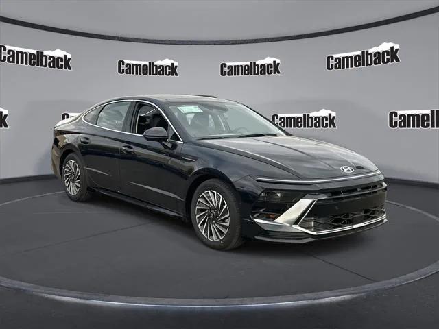 new 2025 Hyundai Sonata Hybrid car, priced at $37,929