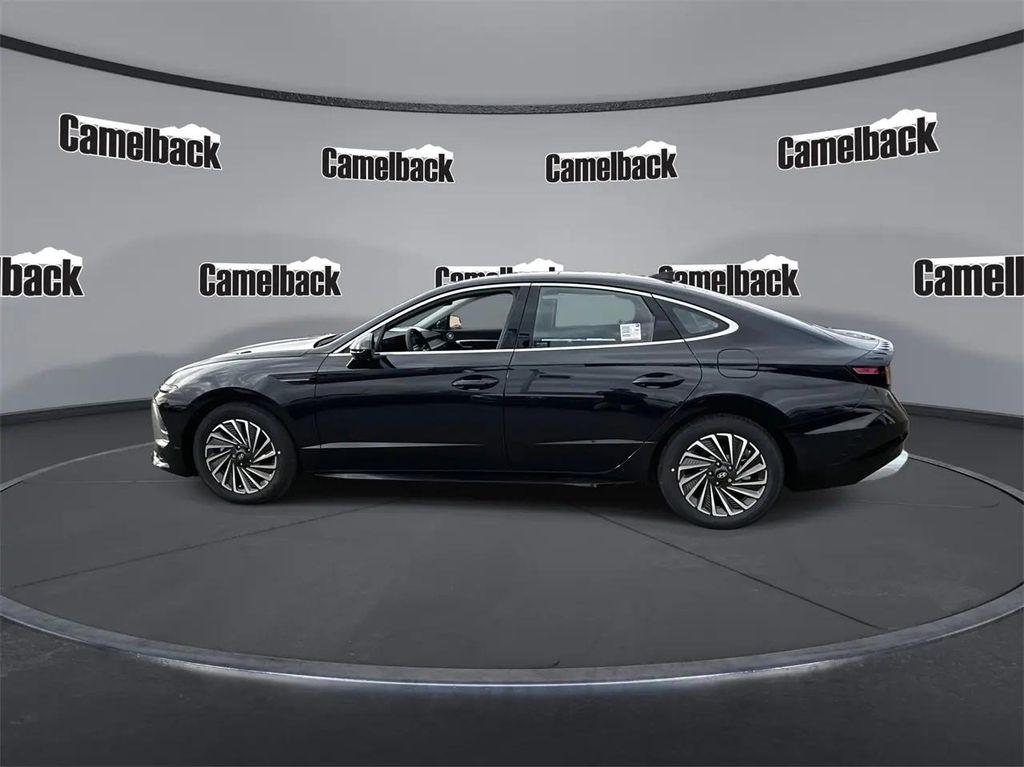 new 2025 Hyundai Sonata Hybrid car, priced at $34,679