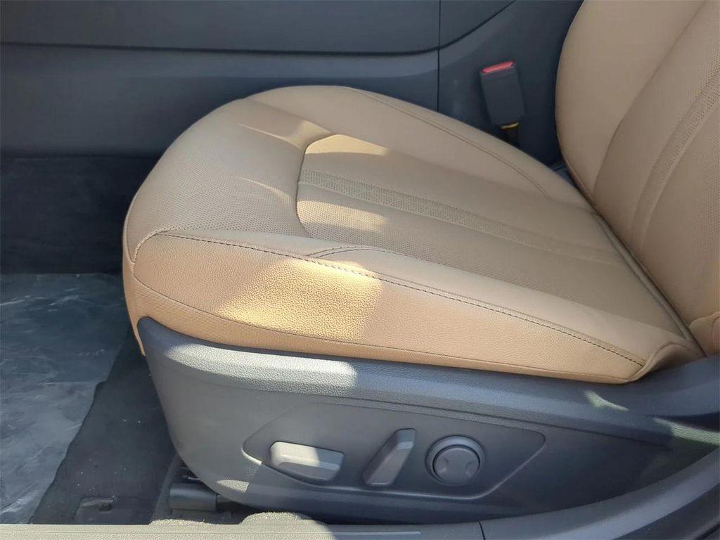 new 2025 Hyundai Sonata Hybrid car, priced at $35,121