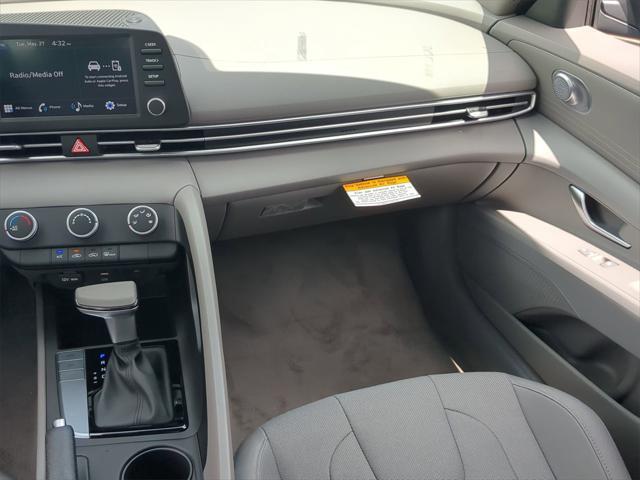 new 2025 Hyundai Elantra car, priced at $22,223