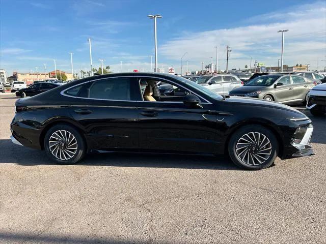 new 2025 Hyundai Sonata Hybrid car, priced at $38,433