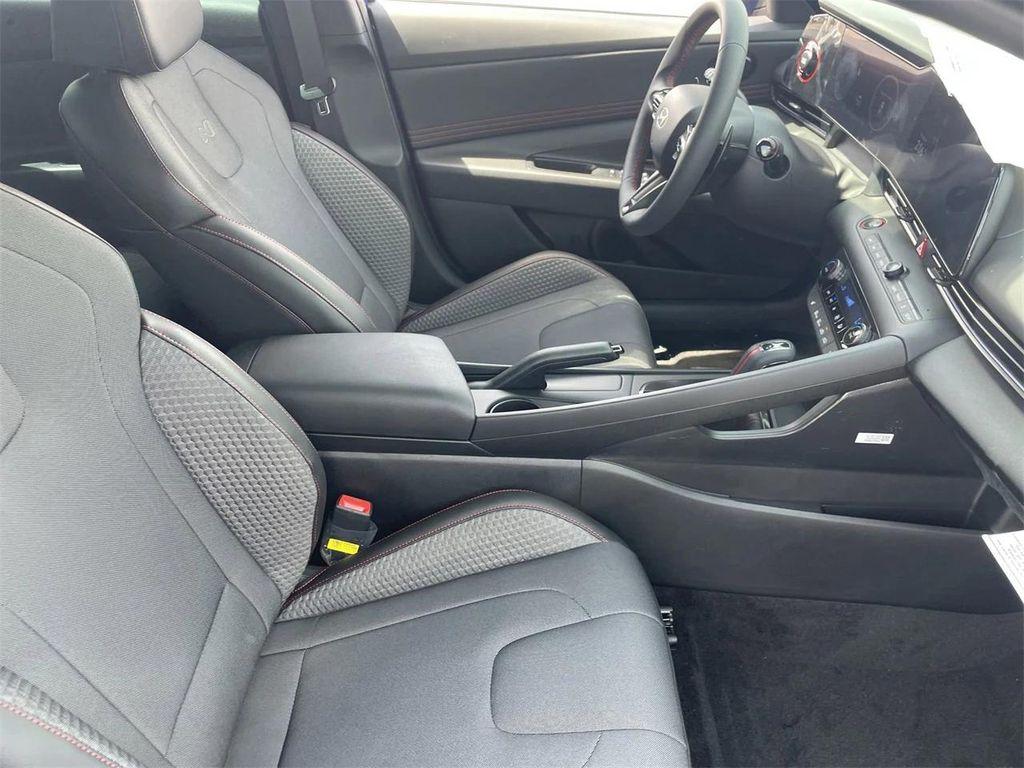 new 2025 Hyundai Elantra car, priced at $28,440