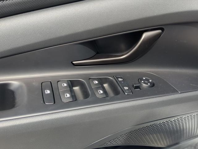 new 2025 Hyundai Elantra car, priced at $23,463