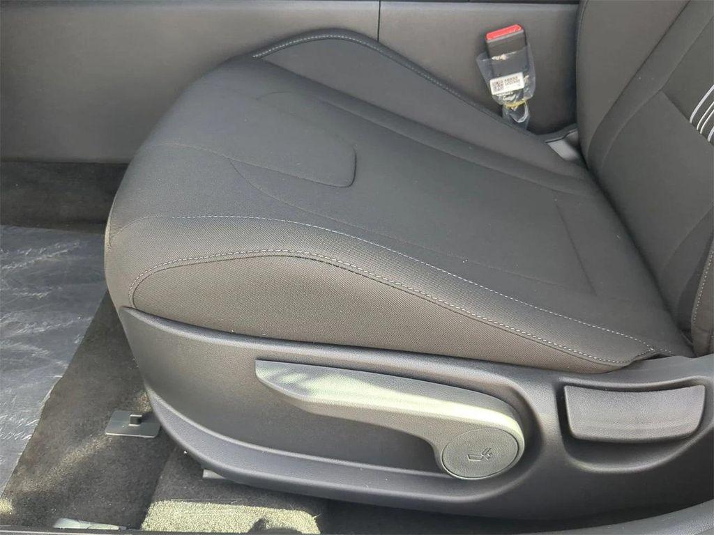 new 2026 Hyundai ELANTRA HEV car, priced at $26,616