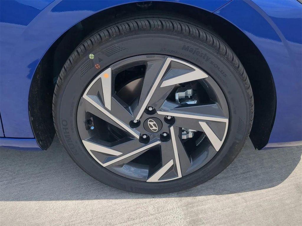 new 2025 Hyundai Elantra car, priced at $21,415
