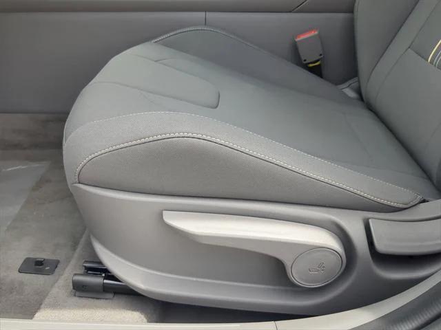 new 2025 Hyundai Elantra car, priced at $23,080