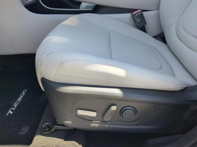 new 2025 Hyundai TUCSON Hybrid car, priced at $36,858