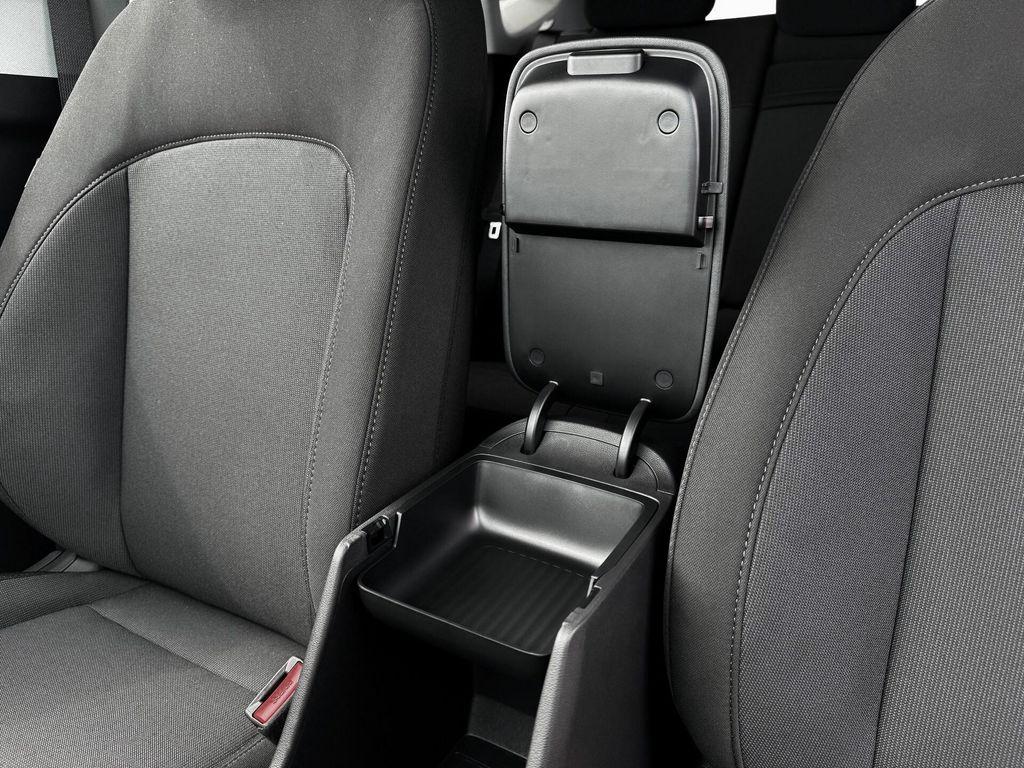 new 2025 Hyundai Kona car, priced at $29,640