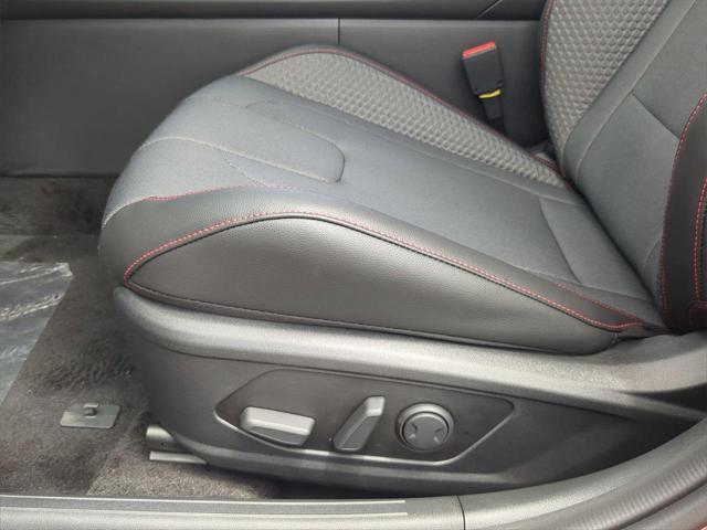 new 2025 Hyundai Elantra car, priced at $29,142