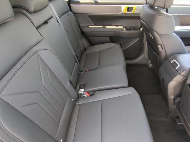 new 2025 Hyundai Santa Fe car, priced at $39,953