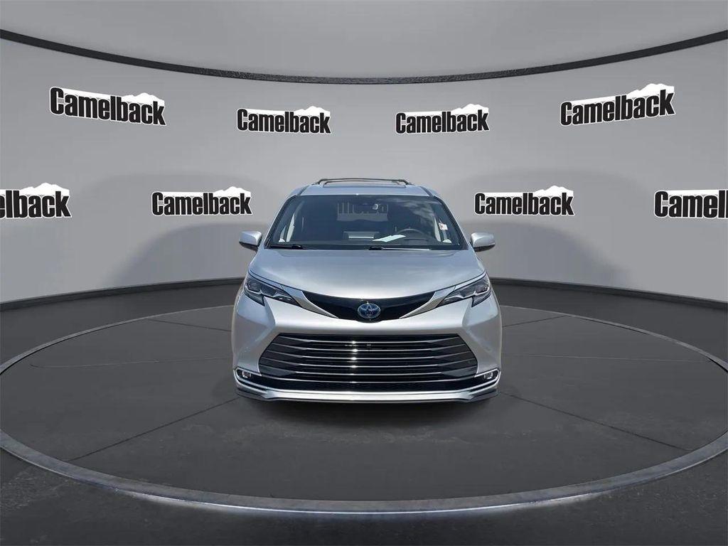 used 2024 Toyota Sienna car, priced at $51,987