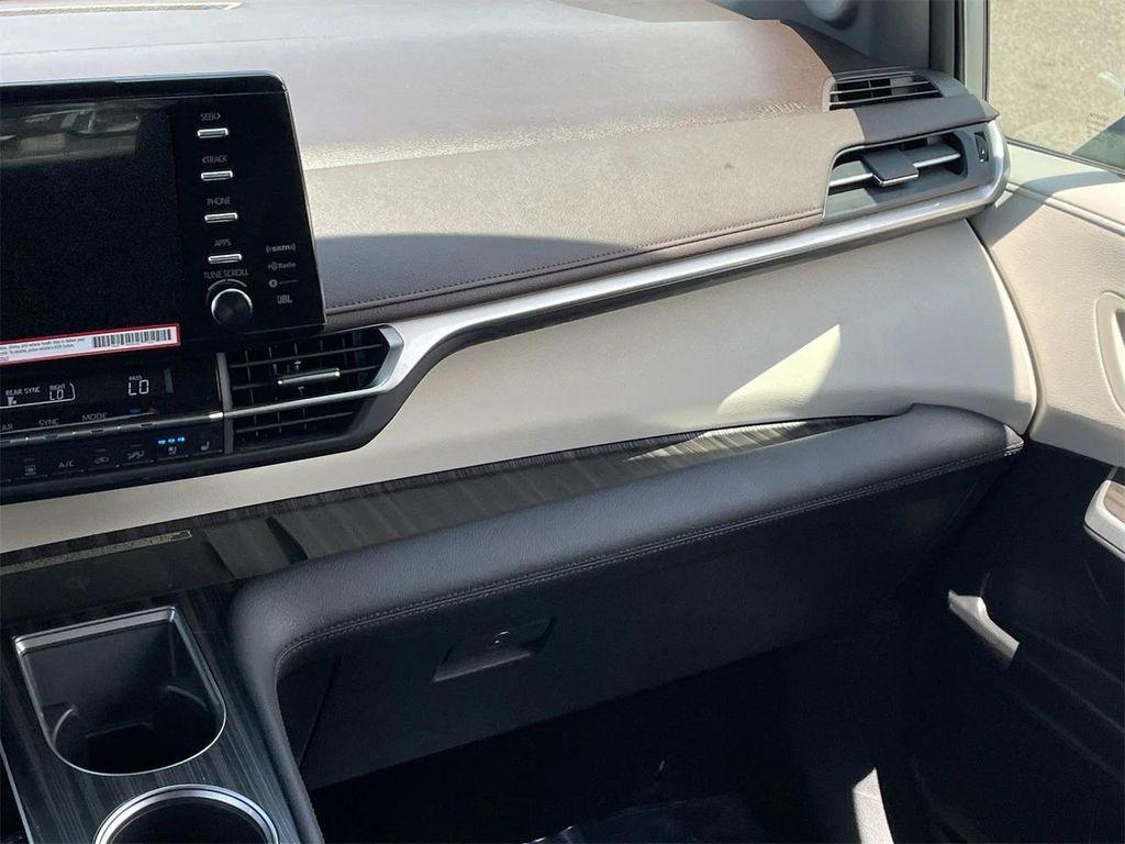 used 2024 Toyota Sienna car, priced at $51,987