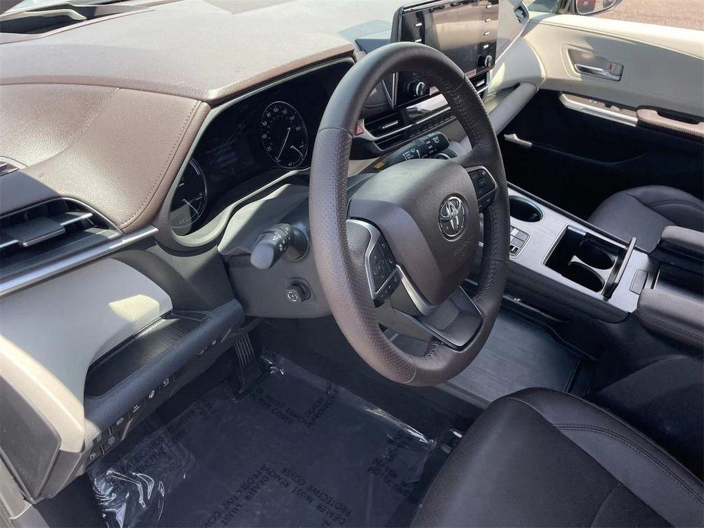 used 2024 Toyota Sienna car, priced at $51,987