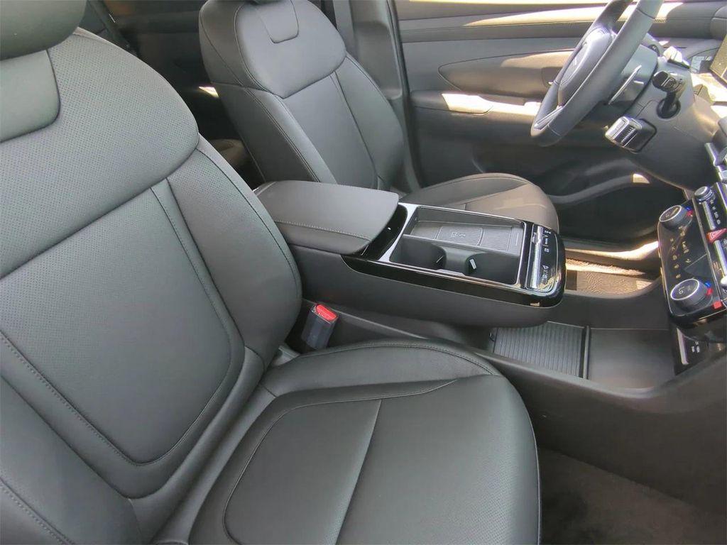 new 2025 Hyundai TUCSON Hybrid car, priced at $32,845