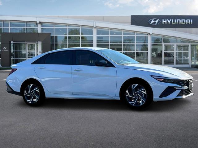 new 2025 Hyundai Elantra car, priced at $24,879