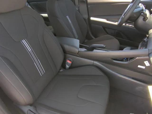 new 2025 Hyundai Elantra car, priced at $23,688