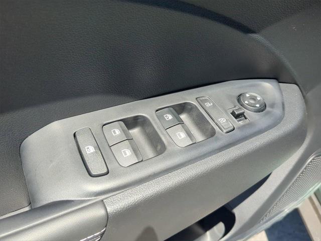 new 2025 Hyundai Venue car, priced at $24,133
