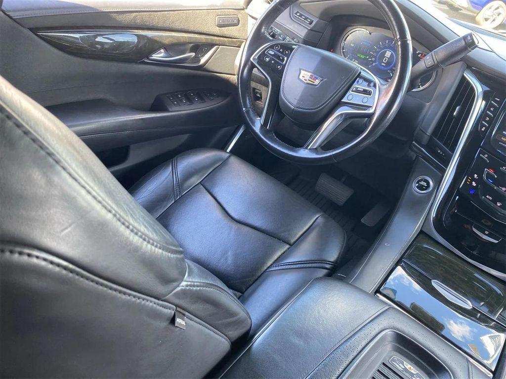 used 2019 Cadillac Escalade ESV car, priced at $36,987