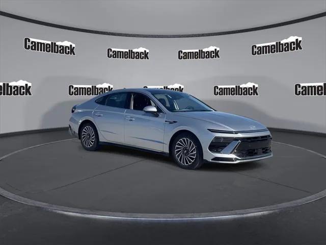 new 2025 Hyundai Sonata Hybrid car, priced at $38,433