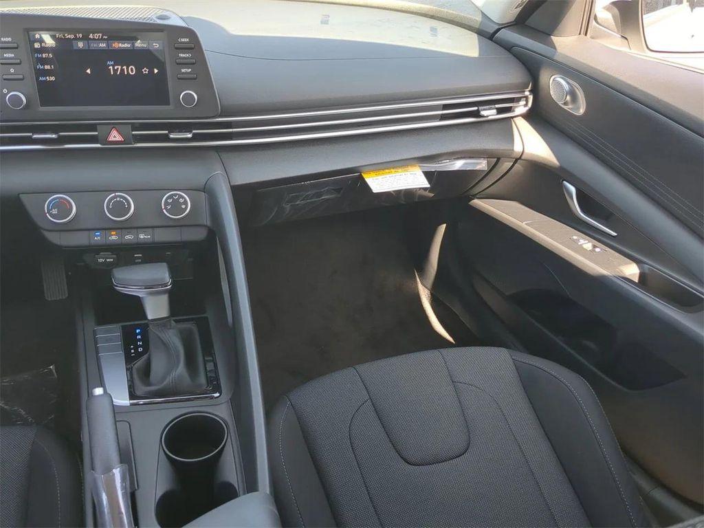 new 2025 Hyundai Elantra car, priced at $20,890