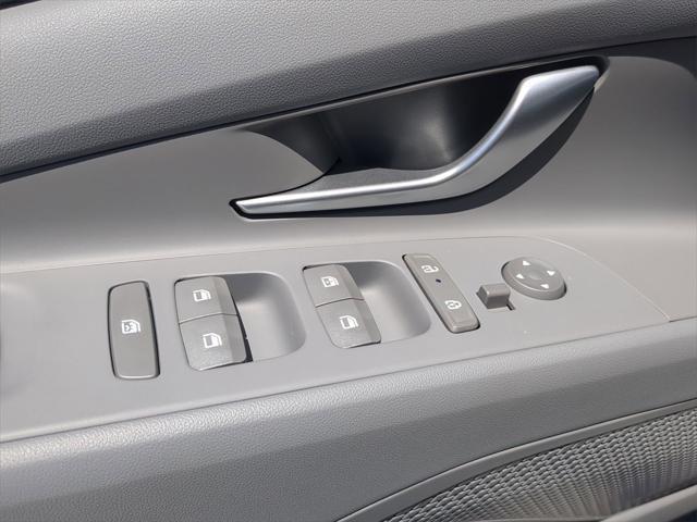 new 2025 Hyundai Elantra car, priced at $27,333