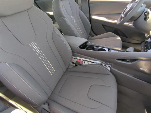 new 2025 Hyundai Elantra car, priced at $27,333