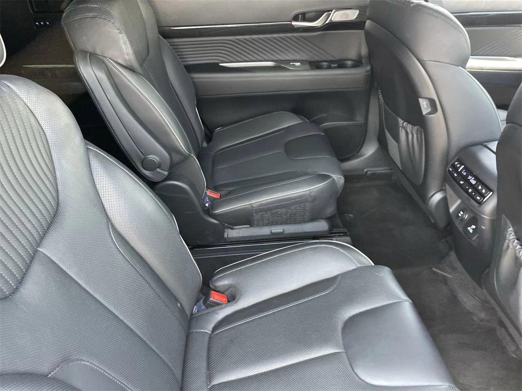 used 2025 Hyundai Palisade car, priced at $45,899