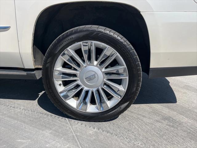 used 2015 Cadillac Escalade ESV car, priced at $24,477
