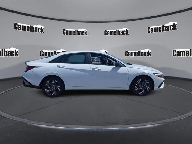 new 2025 Hyundai Elantra car, priced at $23,576