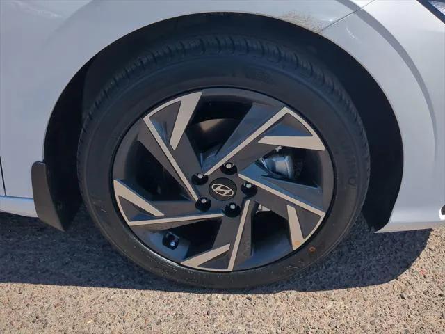 new 2025 Hyundai Elantra car, priced at $23,576