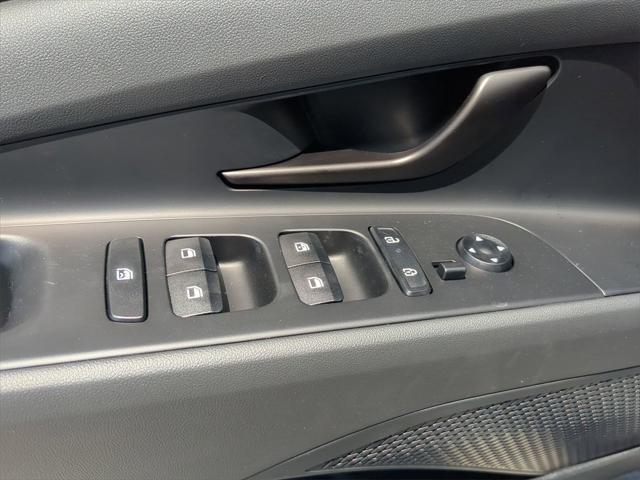 new 2025 Hyundai Elantra car, priced at $23,202