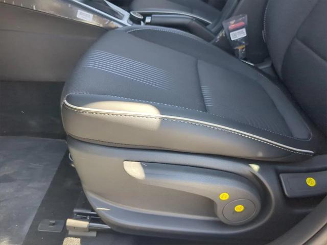 new 2025 Hyundai Venue car, priced at $24,076