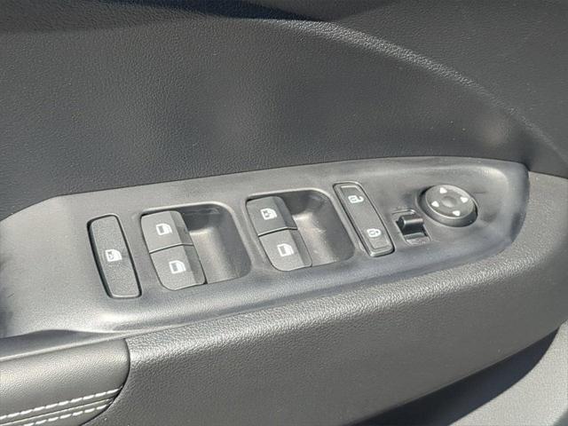 new 2025 Hyundai Venue car, priced at $24,076