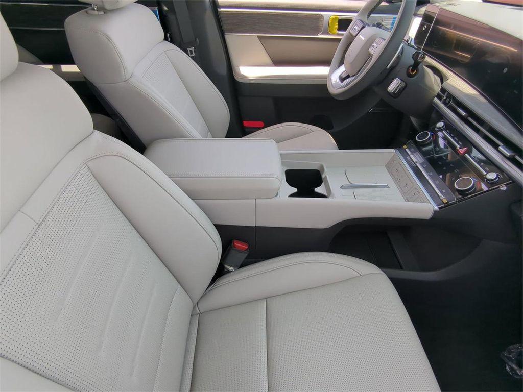 new 2025 Hyundai SANTA FE HEV car, priced at $44,614