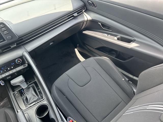 new 2025 Hyundai Elantra car, priced at $23,080