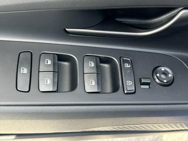 new 2025 Hyundai Elantra car, priced at $23,080