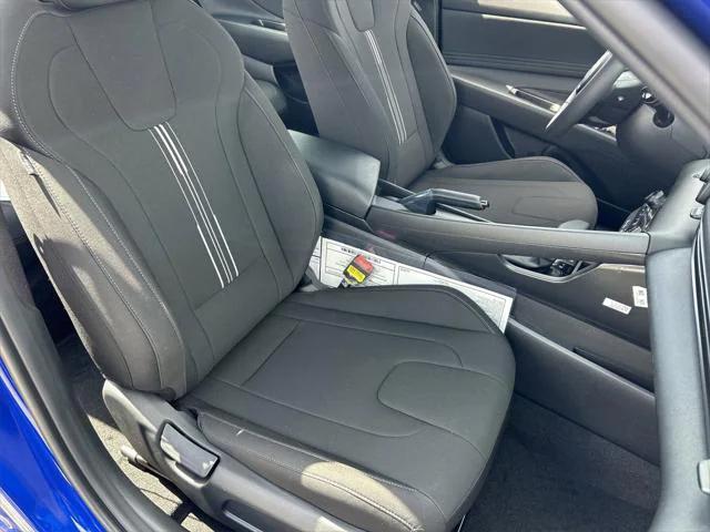 new 2025 Hyundai Elantra car, priced at $23,080