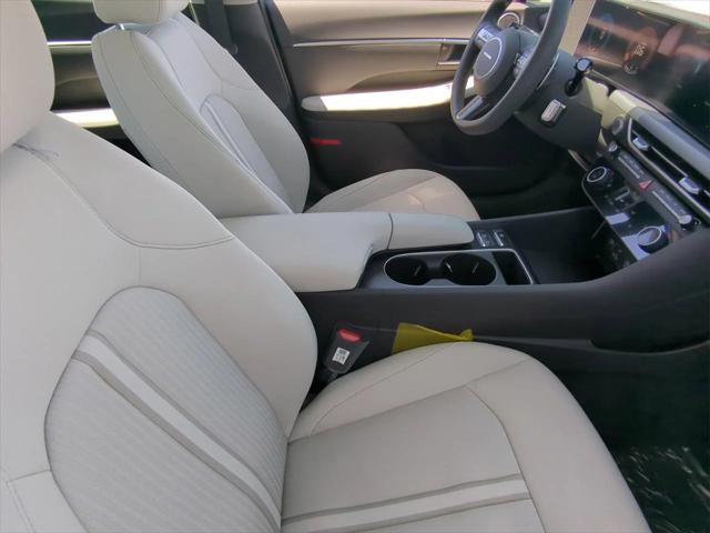 new 2025 Hyundai Sonata car, priced at $27,972