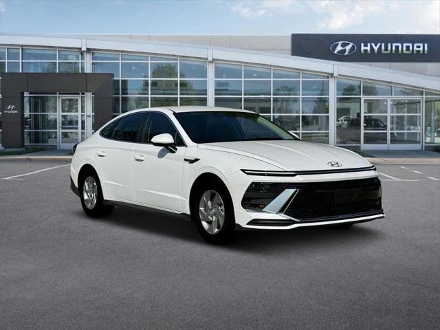 new 2025 Hyundai Sonata car, priced at $27,084