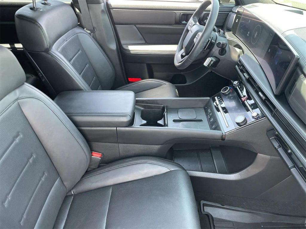 used 2024 Hyundai Santa Fe car, priced at $39,701
