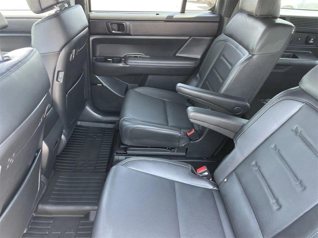 used 2024 Hyundai Santa Fe car, priced at $39,701